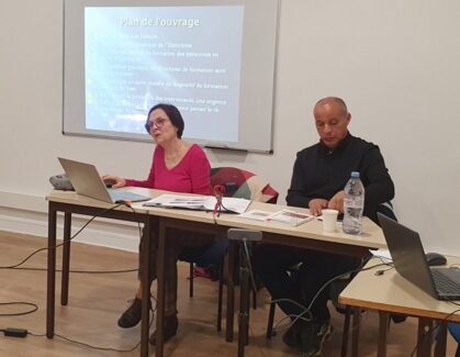 « Lutter contre l&rsquo;illettrisme, changer de cap » : Rencontre avec Anne Vinérier autour de trois ouvrages