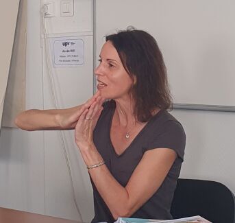 Entrer dans la lecture écriture à l’âge adulte avec les SMS et les Emails !